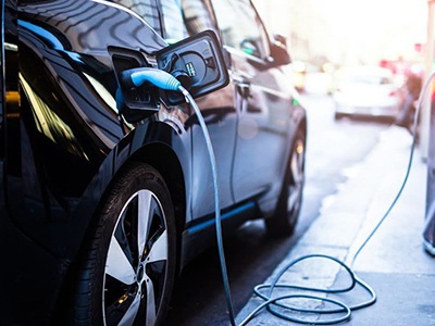 Crece en Perú la venta de vehículos híbridos y eléctricos